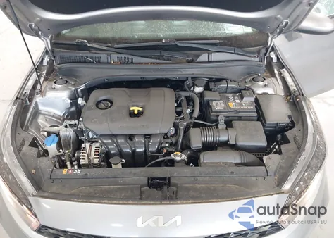 2023 Kia Forte Lxs z USA, uszkodzony, nr VIN 3KPF24AD1PE589297